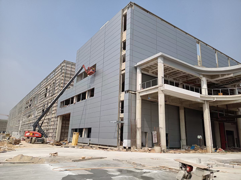 新型廠房使用聚氨酯材料建造有什么好處？